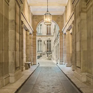 Alfred Sommier Hotel Paris